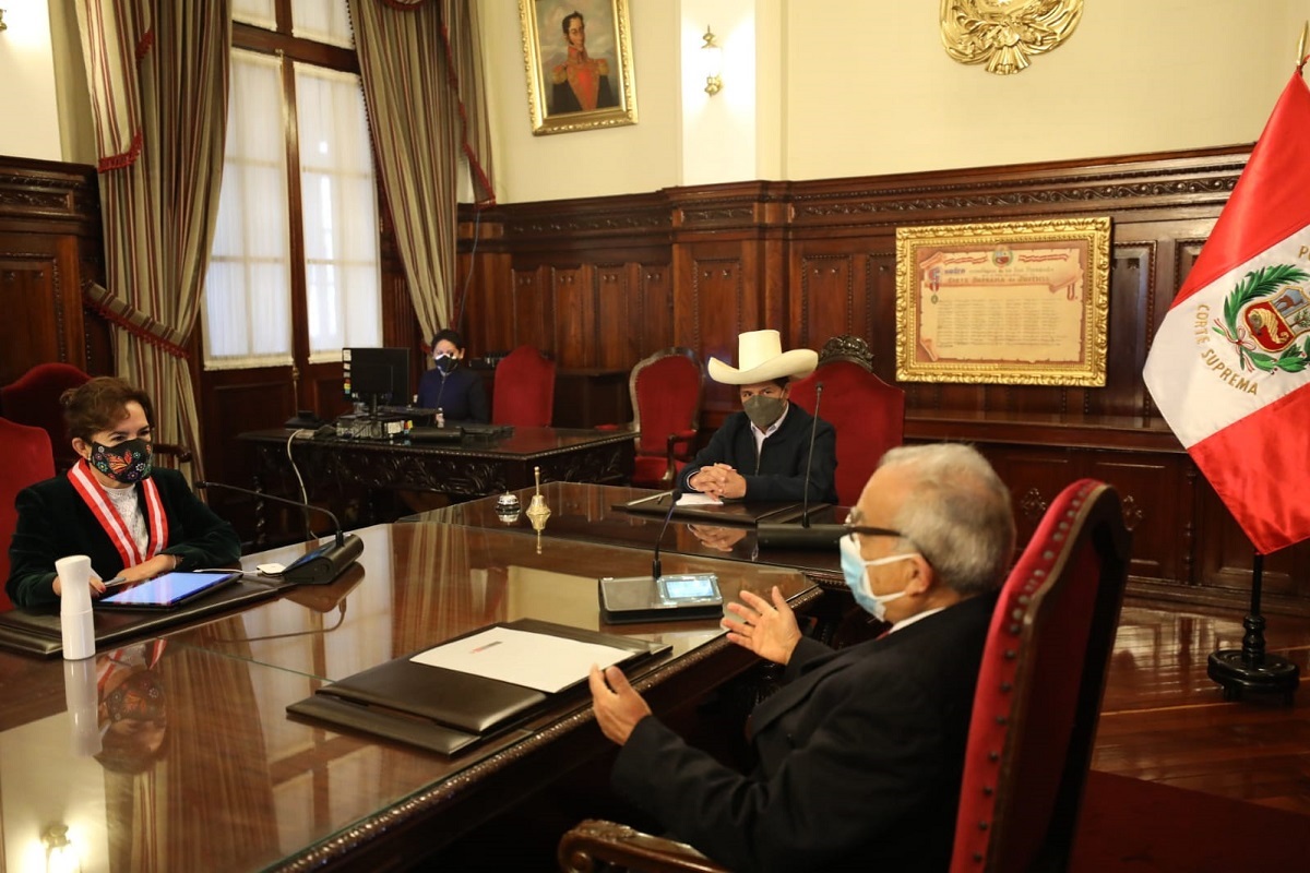 Reformas judiciales como la oralidad civil y otros recibirán apoyo del ejecutivo, reveló titular del poder judicial Elvia Barrios.