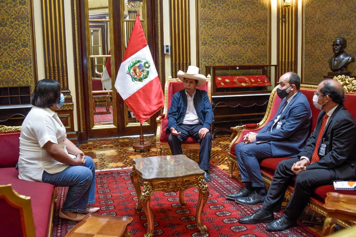 Jefe de Estado peruano Pedro Castillo se reunió con representantes de la OIT para los países andinos.