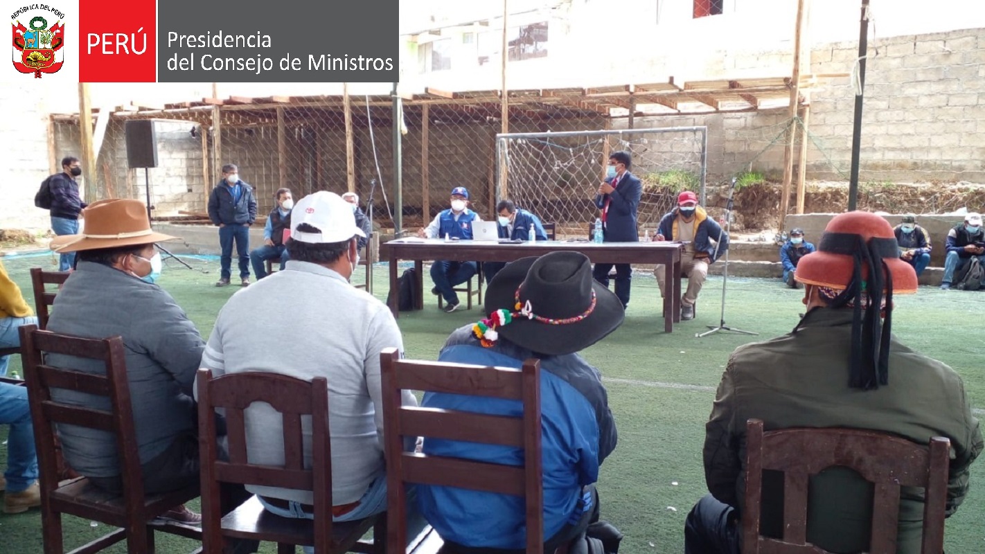 Comunidad de Challhuahuacho y minera Las Bambas revisan pedidos de la población con aval del Ejecutivo.