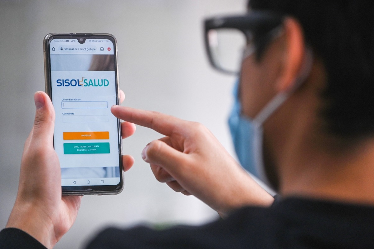 Sisol Salud implementa plataforma web para obtener citas médicas, acudiendo 30 minutos antes de su cita portando su DNI.