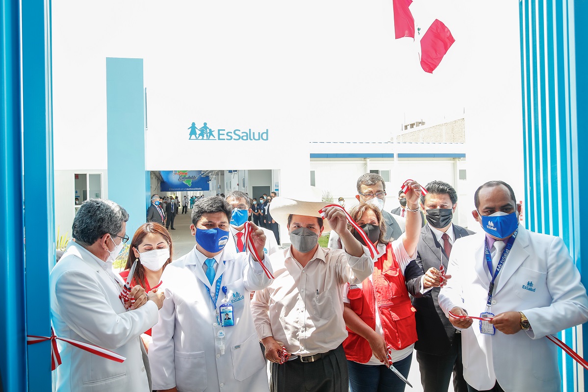 Presidente Pedro Castillo, la salud no debe ser jamás un negocio, tampoco un privilegio, el Perú requiere un sistema sanitario de calidad.