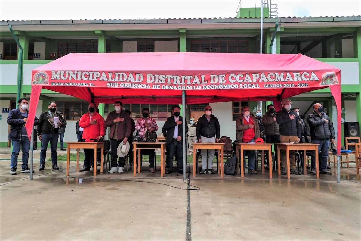 Comité de alto nivel del gobierno liderados por premier Aníbal Torres y comuneros de Chumbivilcas acuerdan levantar medidas de fuerza.