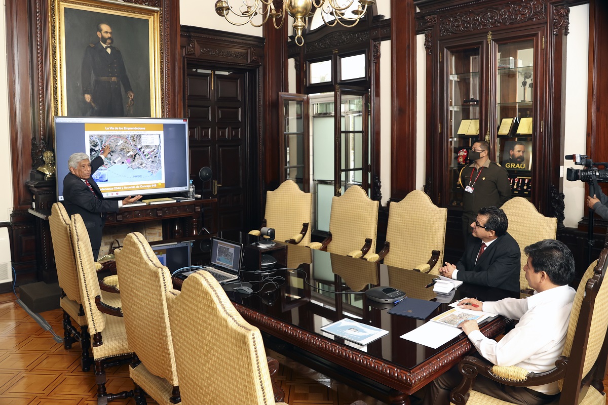 Alcalde de Lima Miguel Romero, se reunió en palacio de gobierno con el presidente Pedro Castillo para viabilizar proyectos en bien de la capital.
