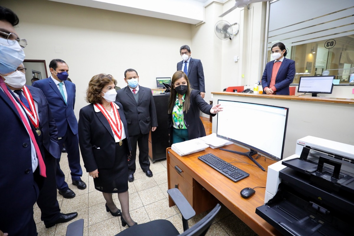 Se realiza primera entrega de equipos informáticos de alta gama para implementar Expediente Judicial Electrónico en materia penal.