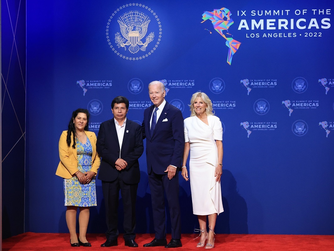 Presidente de Estados Unidos Joe Biden da la bienvenida a su país al jefe de Estado peruano Pedro Castillo Terrones.