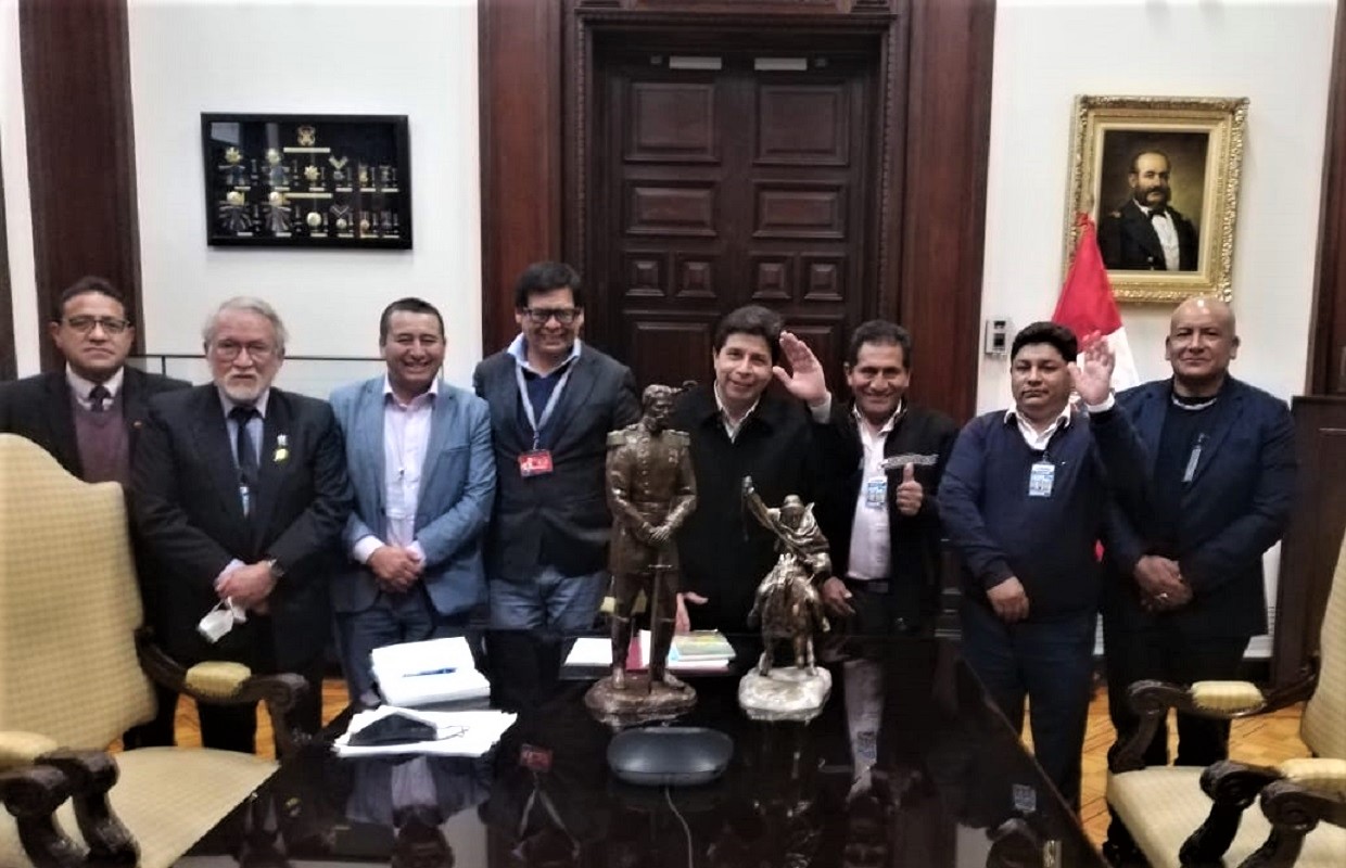Alcalde de Cangallo Daniel Roca y presidente Pedro Castillo, anunciarán este 7 de octubre paquete de inversiones para esa parte de Ayacucho.