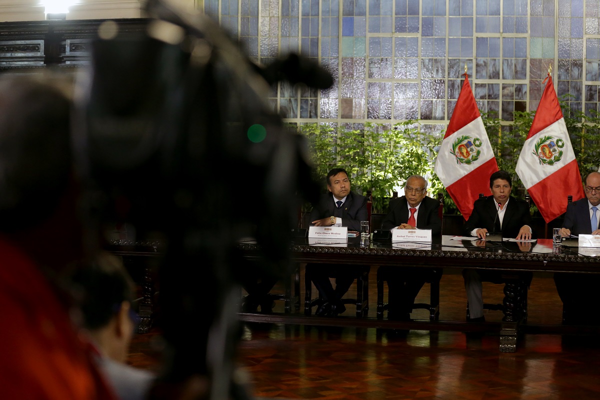 Ministerio Público le está inventando libretos y se ha ejecutado una nueva modalidad de golpe de Estado, denunció presidente Castillo.