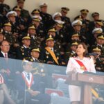 En el Día del Ejército, seamos unidos, habrá estabilidad, crecimiento y tranquilidad, dejemos atrás las confrontaciones, invocó presidenta Dina Boluarte.